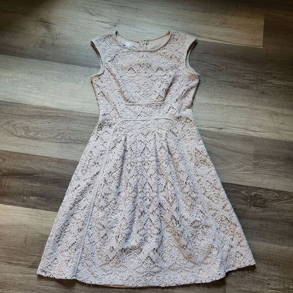 London Times Beige Lace Overlay Dress - Picture 1 of 12